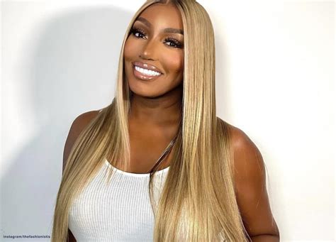 Nene Leakes Shares Her Liposuction and Mini BBL。